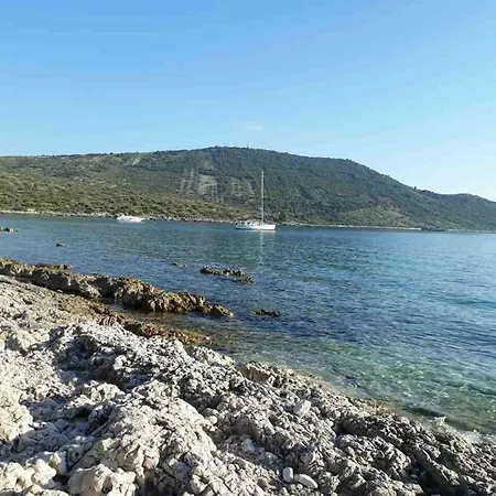 Mali Sjor Апартаменты Примоштен