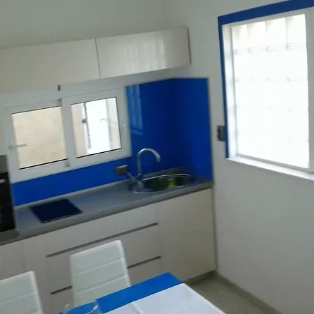 Mali Sjor Апартаменты *