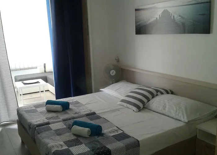 Mali Sjor プリモシュテン